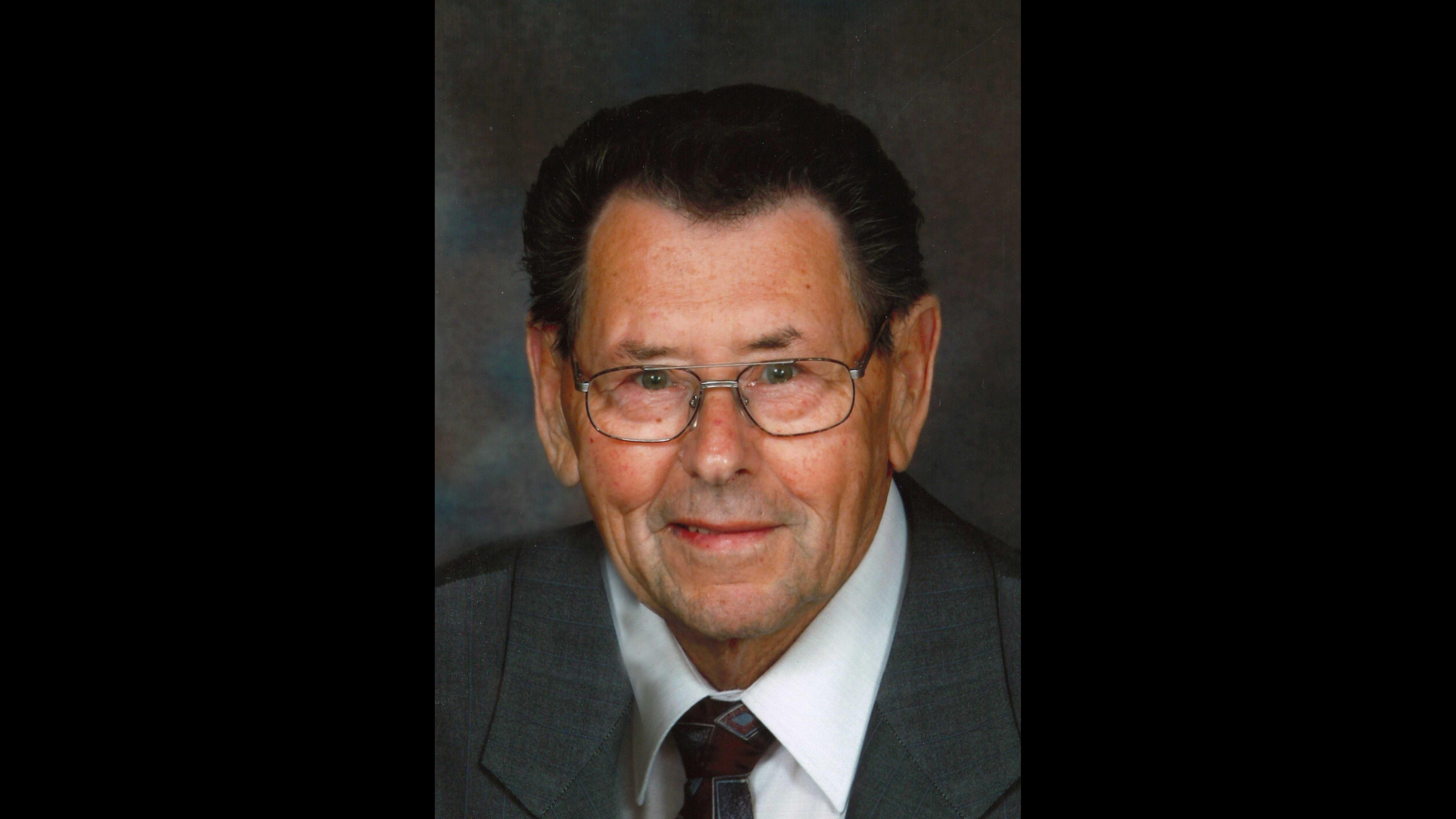 Peter Huvenaars 1932 2019 Southland Funeral Chapel Taber, Alberta